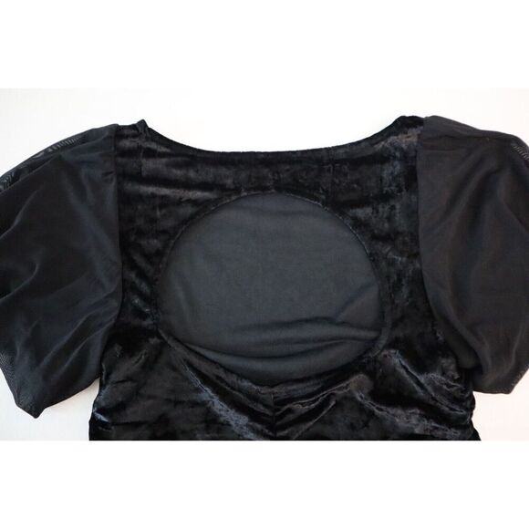 Free People Intimately OB1589236 Women's Sz S Black Velvet Cut-Out Back Crop Top - Picture 9 of 13